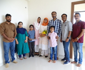 Our team with Ms.Shafeena Ali & family of apartment no.D 15 in Crescent Lavender, after handing over	