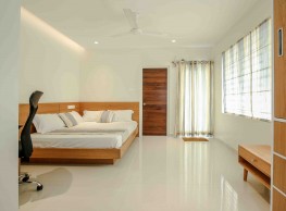 Crescent Tulip - 4 BHK